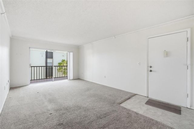 3267 BENEVA ROAD 203, Sarasota, FL 34232