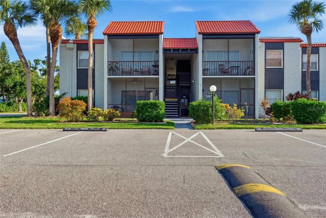 3267 BENEVA ROAD 203, Sarasota, FL 34232