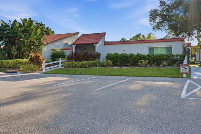 3267 BENEVA ROAD 203, Sarasota, FL 34232