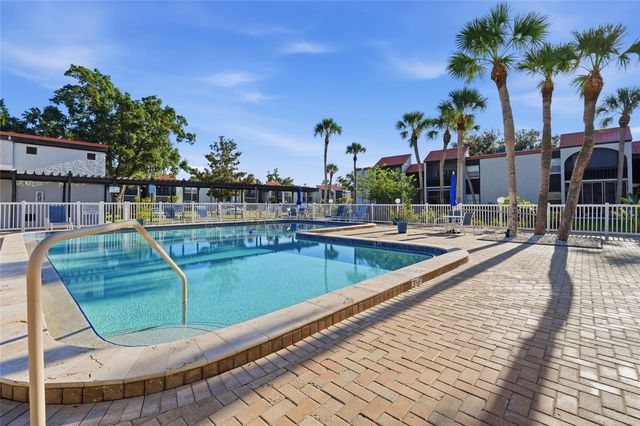 3267 BENEVA ROAD 203, Sarasota, FL 34232