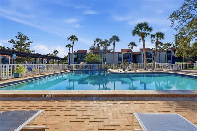 3267 BENEVA ROAD 203, Sarasota, FL 34232