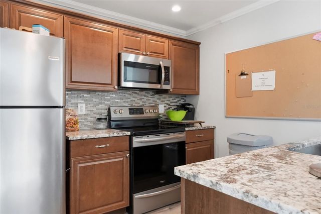 3267 BENEVA ROAD 203, Sarasota, FL 34232