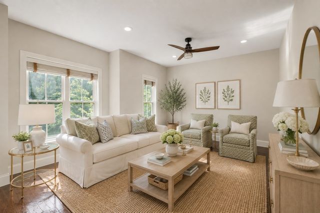 13 Boydes Xing 12, Norfolk, MA 02056