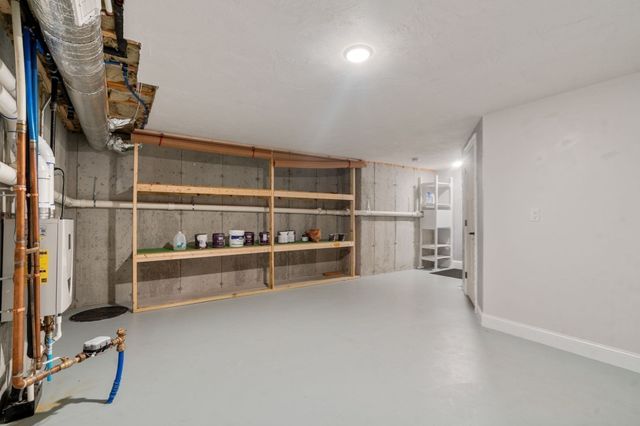13 Boydes Xing 12, Norfolk, MA 02056