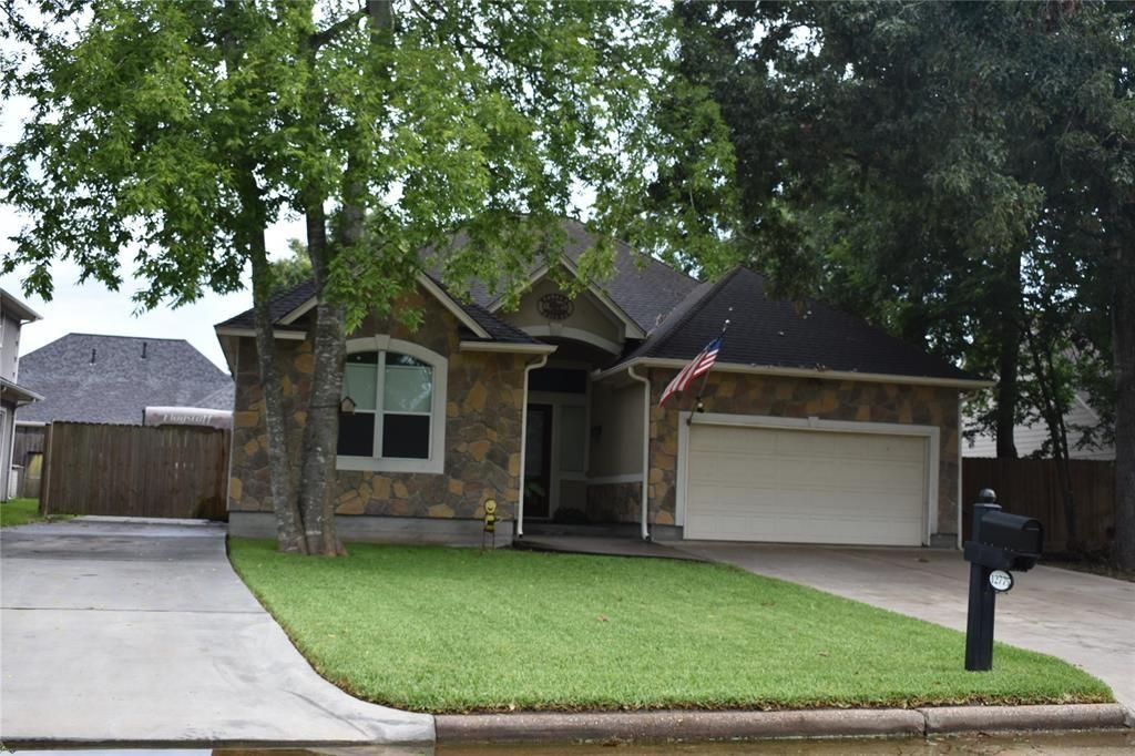 12775 Virgo Drive, Willis, TX 77318