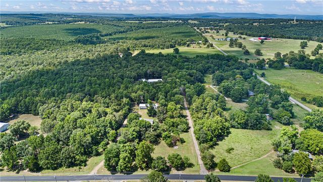 5680 Sr 363, Russellville, AR 72802