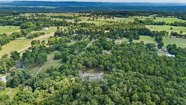 5680 Sr 363, Russellville, AR 72802