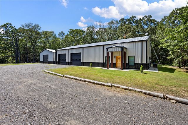 5680 Sr 363, Russellville, AR 72802