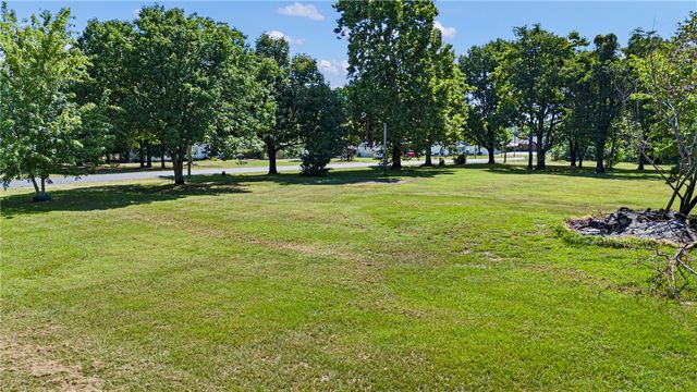 5680 Sr 363, Russellville, AR 72802
