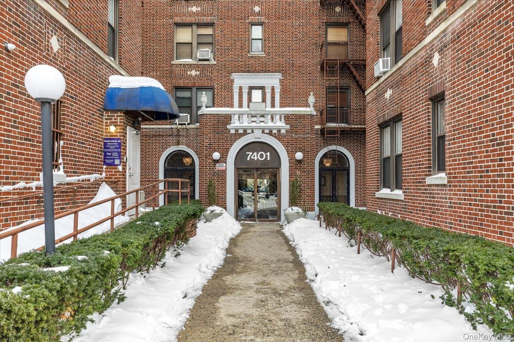 7401 4th Avenue D5, Brooklyn, NY 11209