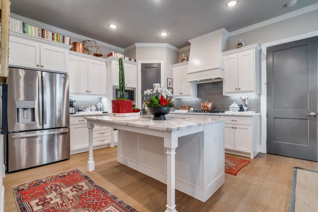 307 Sunset Lane 101, Fort Worth, TX 76114