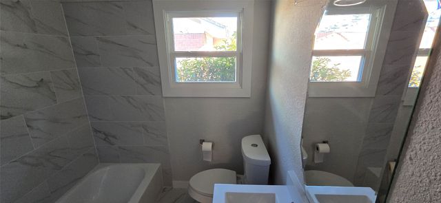 2021 Costa Mesa Drive, Dallas, TX 75228