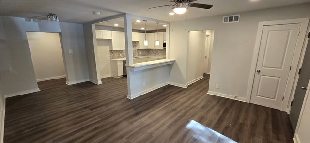 2021 Costa Mesa Drive, Dallas, TX 75228