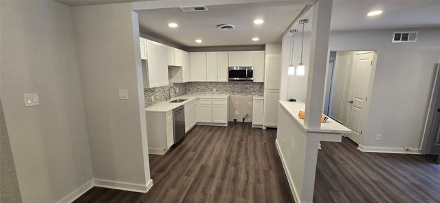 2021 Costa Mesa Drive, Dallas, TX 75228