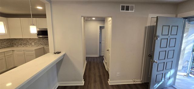 2021 Costa Mesa Drive, Dallas, TX 75228