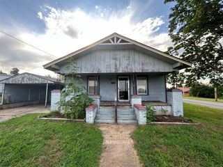 102 NE Avenue, Cement, OK 73017