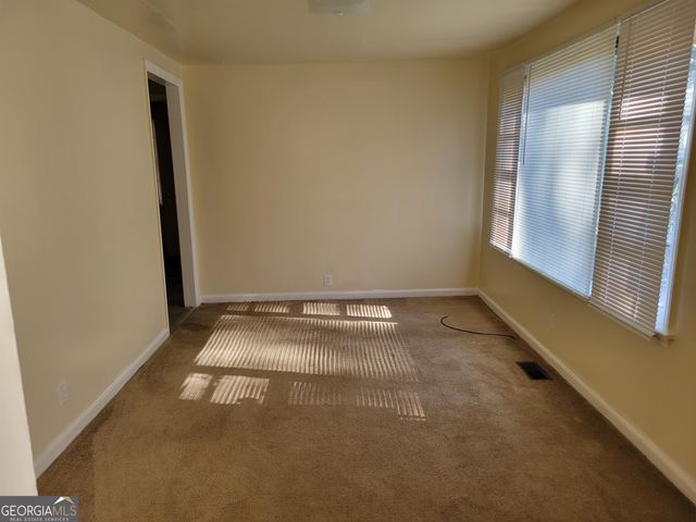 117 Lake Drive, Griffin, GA 30223