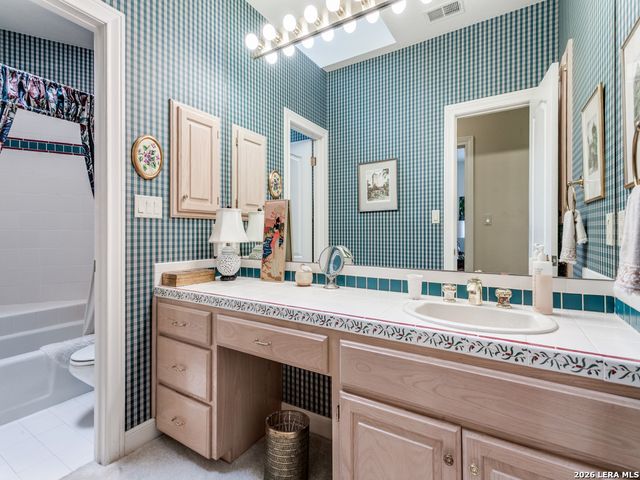 11 Haverhill, San Antonio, TX 78209