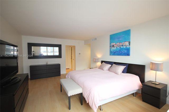 5161 COLLINS AV 1004, Miami Beach, FL 33140