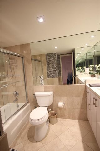 5161 COLLINS AV 1004, Miami Beach, FL 33140