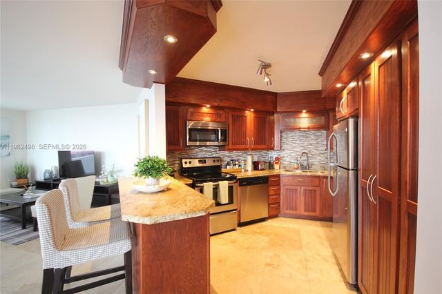 5161 COLLINS AV 1004, Miami Beach, FL 33140