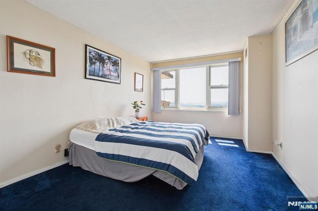 555 North Avenue 25K, Fort Lee, NJ 07024