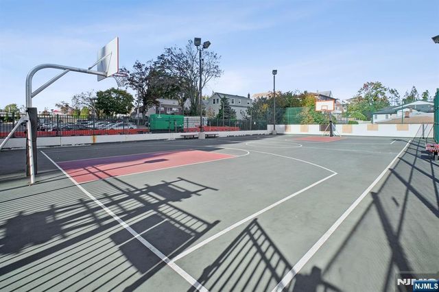 555 North Avenue 25K, Fort Lee, NJ 07024