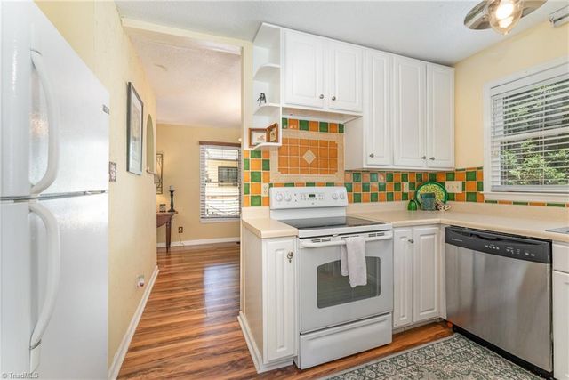 944 Chatfield Drive, Jamestown, NC 27282