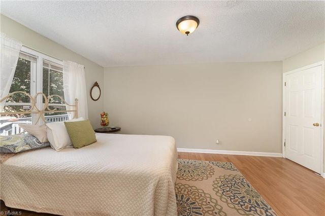 944 Chatfield Drive, Jamestown, NC 27282