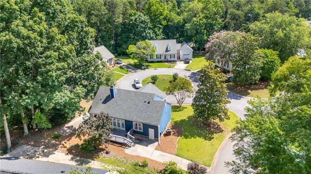 944 Chatfield Drive, Jamestown, NC 27282