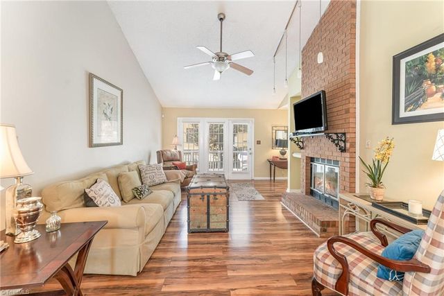 944 Chatfield Drive, Jamestown, NC 27282