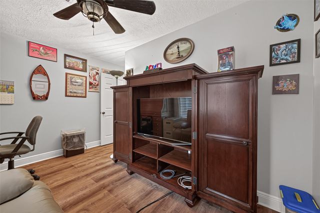 111 Texarkana Drive, Magnolia, TX 77354