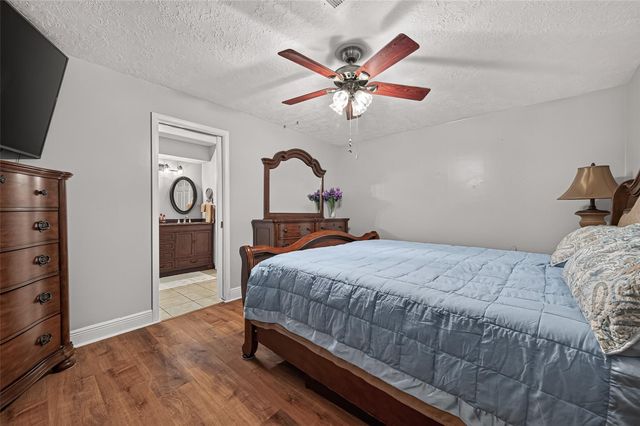 111 Texarkana Drive, Magnolia, TX 77354