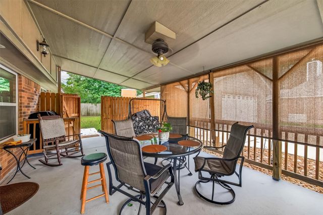 111 Texarkana Drive, Magnolia, TX 77354