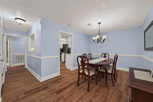 111 Texarkana Drive, Magnolia, TX 77354