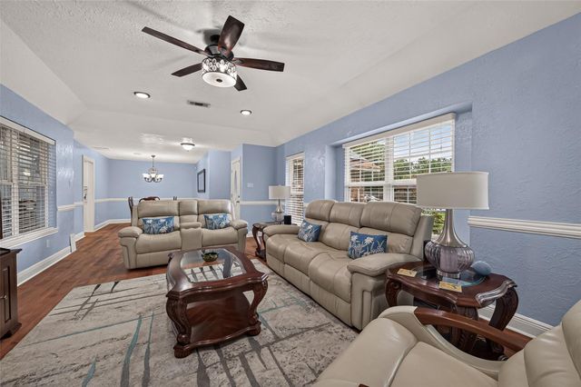 111 Texarkana Drive, Magnolia, TX 77354