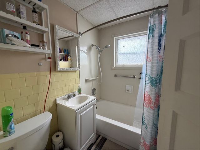 868 Main Street, Pawtucket, RI 02860