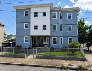 868 Main Street, Pawtucket, RI 02860