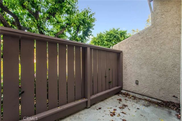 15133 Magnolia Boulevard D, Sherman Oaks, CA 91403