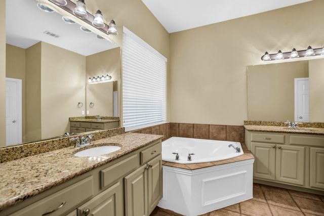 513 Mckinney Trail, Fate, TX 75087