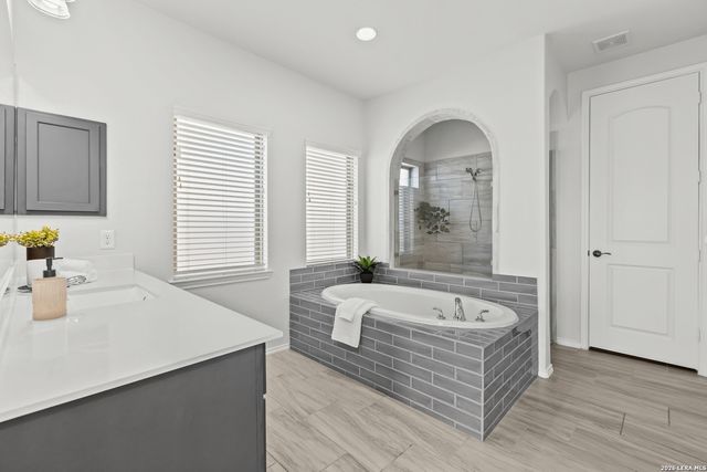 14146 Blind Bandit Crk, San Antonio, TX 78254