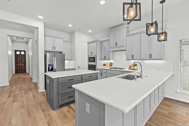 14146 Blind Bandit Crk, San Antonio, TX 78254