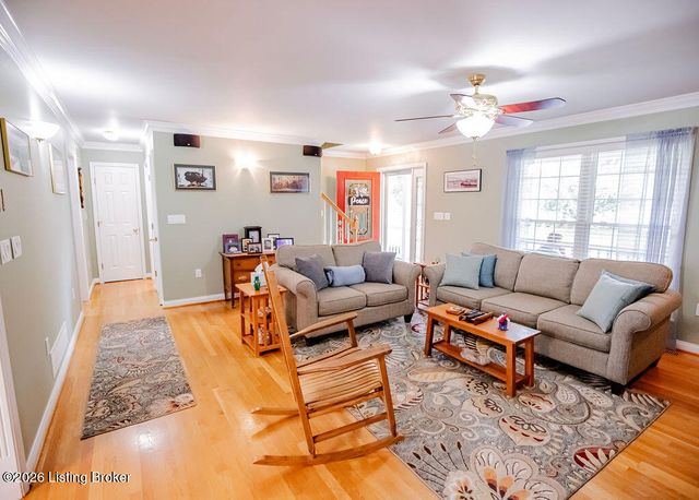 6314 Faris Way, Louisville, KY 40272