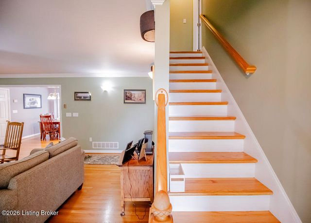 6314 Faris Way, Louisville, KY 40272