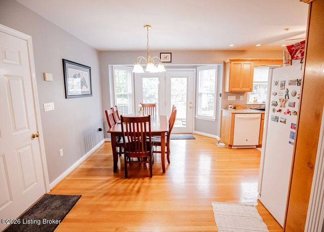 6314 Faris Way, Louisville, KY 40272