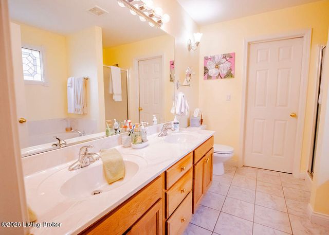 6314 Faris Way, Louisville, KY 40272