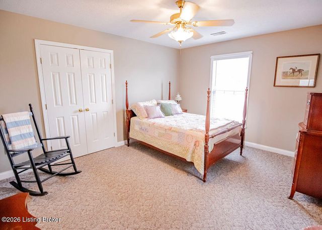 6314 Faris Way, Louisville, KY 40272
