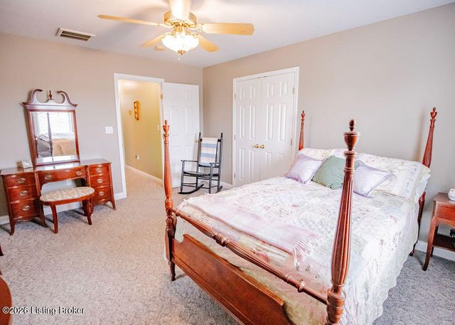 6314 Faris Way, Louisville, KY 40272