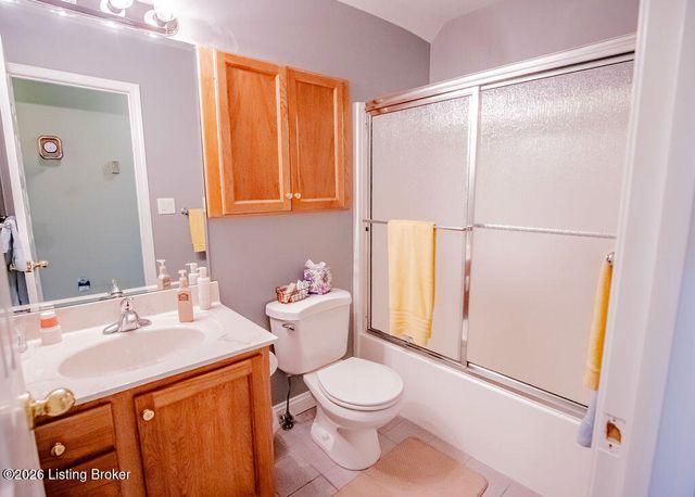 6314 Faris Way, Louisville, KY 40272