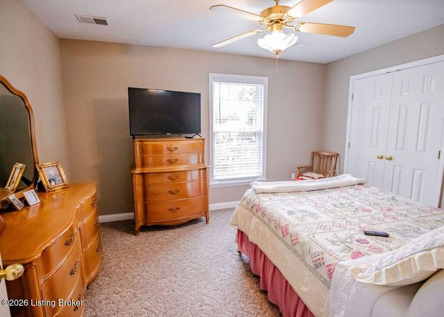 6314 Faris Way, Louisville, KY 40272